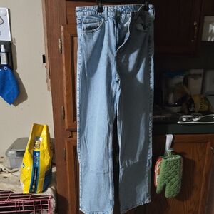 Light Wash Women’s Straight-Leg Jeans - Light Blue